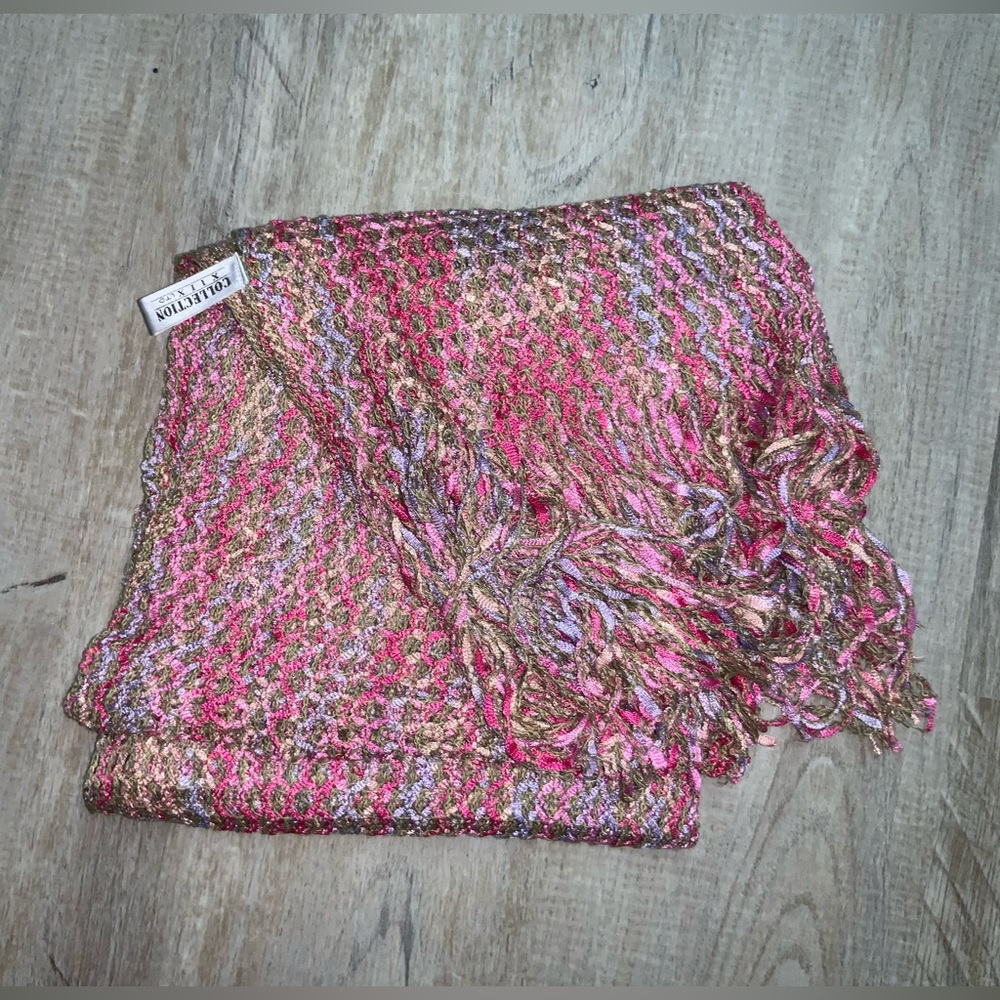 (Bin 23)  Collection XIIX, woven multi-colored scarf, OS Fits All